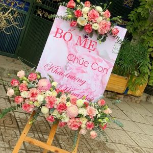 Hoa chúc mừng CM4